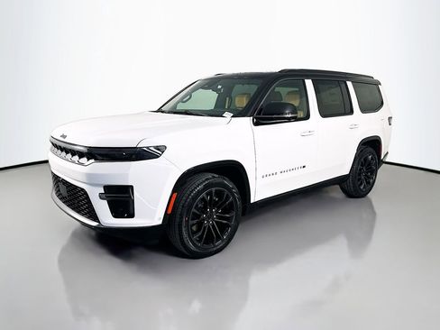 New 2026 Jeep Grand Wagoneer Summit image 3