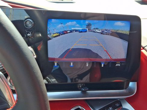 Used 2023 Chevrolet Corvette Stingray Preferred Conv w/ Z51 Performance Package RWD image 16