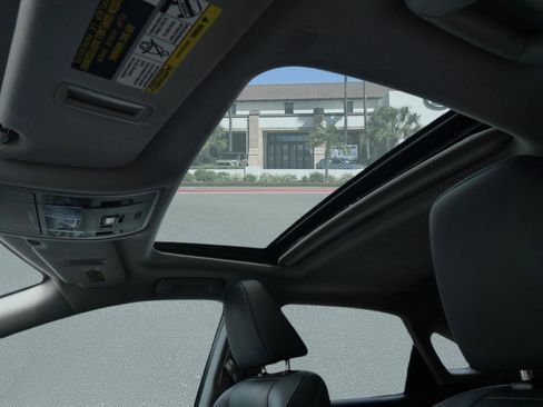 Used 2022 Lexus RX 350 RX 350 w/ Premium Package image 10