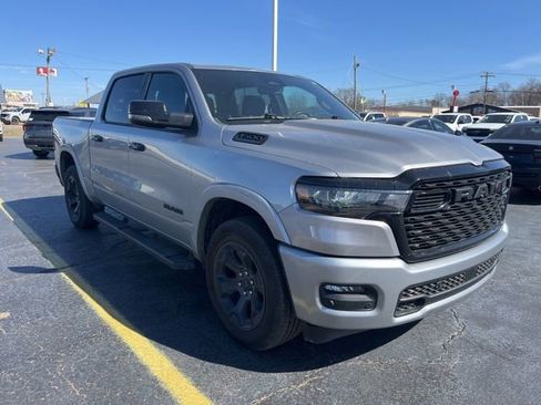 Used 2025 RAM 1500 Big Horn AWD/4WD image 3