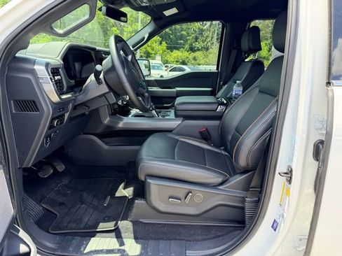 Used 2025 Ford F150 Lariat w/ Equipment Group 502A High AWD/4WD image 10
