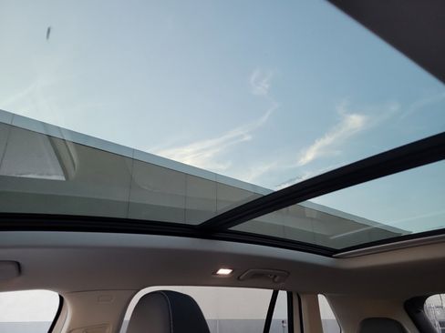New 2026 Volkswagen Tiguan SE AWD/4WD image 21