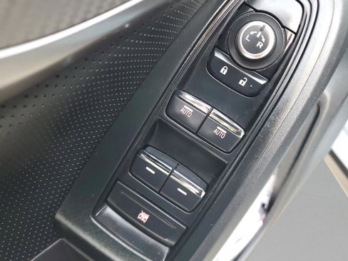 Used 2023 Subaru Crosstrek 2.5i Limited w/ Moonroof Package image 19