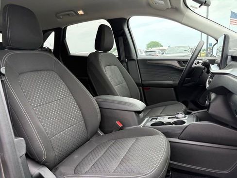 Used 2023 Ford Escape Active w/ Tech Pack #1 AWD/4WD image 11