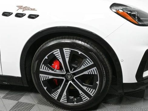 New 2025 Maserati Grecale Folgore AWD/4WD image 39