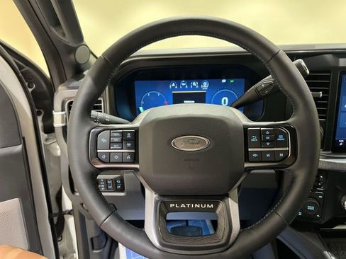 New 2025 Ford F250 Platinum AWD/4WD image 10