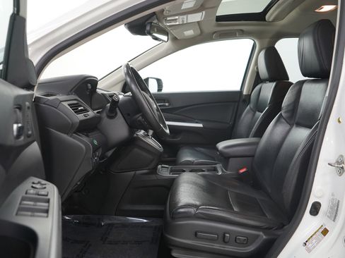 Used 2016 Honda CR-V Touring image 18
