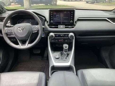 Used 2021 Toyota RAV4 XSE AWD/4WD image 19