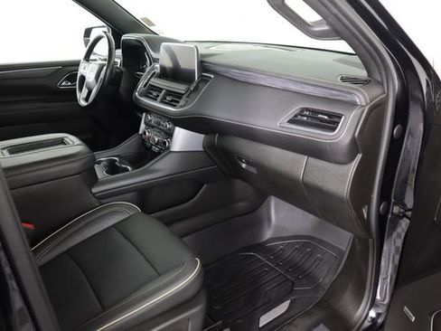 Used 2021 GMC Yukon XL SLT w/ SLT Premium Package image 67