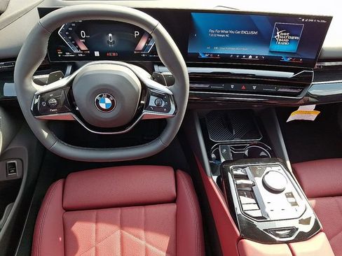 New 2026 BMW 530i xDrive w/ Premium Package AWD/4WD image 12