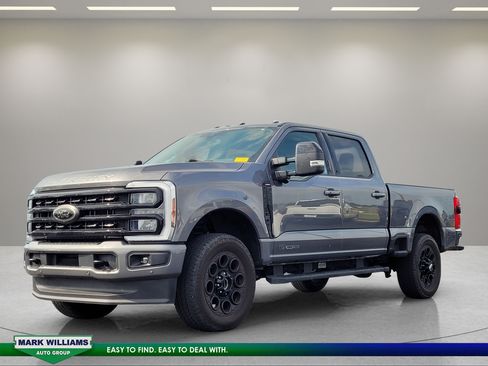 Used 2024 Ford F250 Lariat w/ Lariat Ultimate Package AWD/4WD image 8