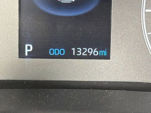 Used 2025 Toyota Corolla LE image 27