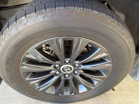 Used 2020 Lexus GX 460 Premium AWD/4WD image 22