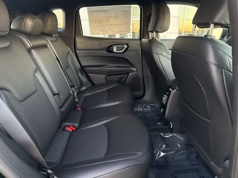 New 2026 Jeep Compass Latitude image 19