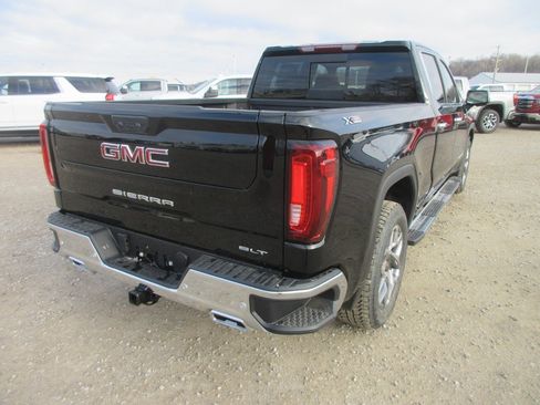 New 2026 GMC Sierra 1500 SLT w/ SLT Premium Plus Package image 5