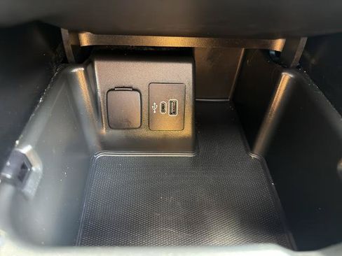 Certified 2025 Ford Explorer ST AWD/4WD image 33