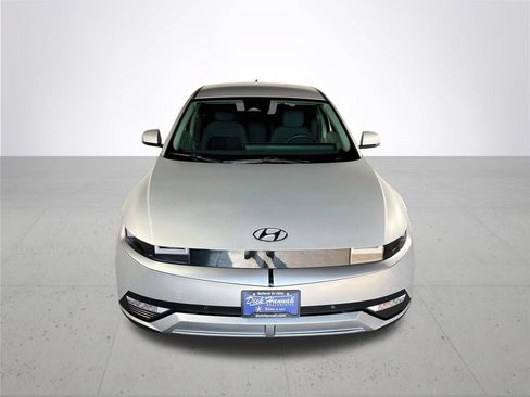 Used 2024 Hyundai Ioniq 5 SEL AWD/4WD image 3