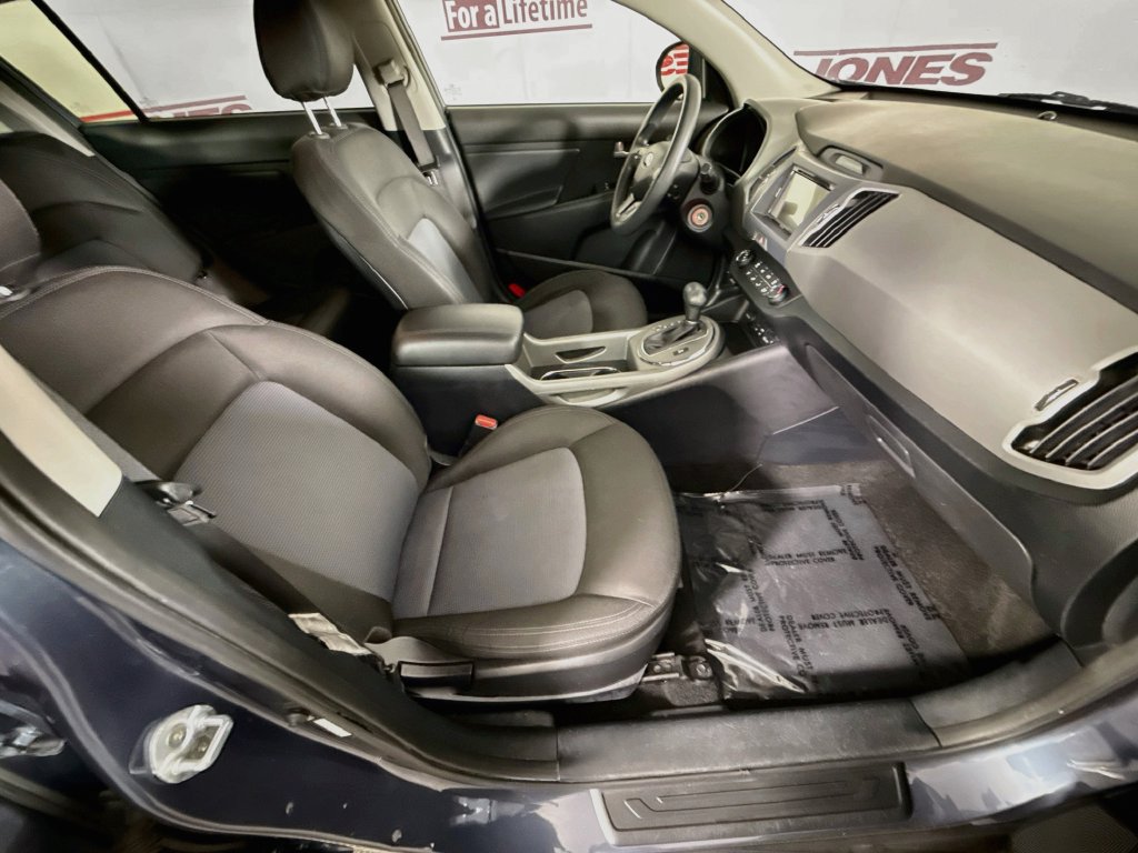 Used 2016 Kia Sportage LX AWD/4WD image 27