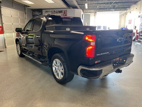 Used 2023 Chevrolet Silverado 1500 LTZ image 5