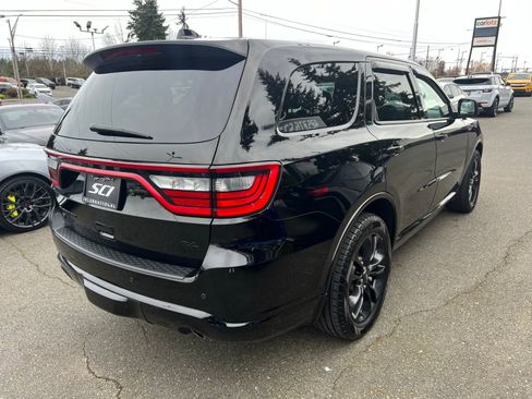 Used 2021 Dodge Durango R/T w/ SRT Interior Appearance Group AWD/4WD image 9