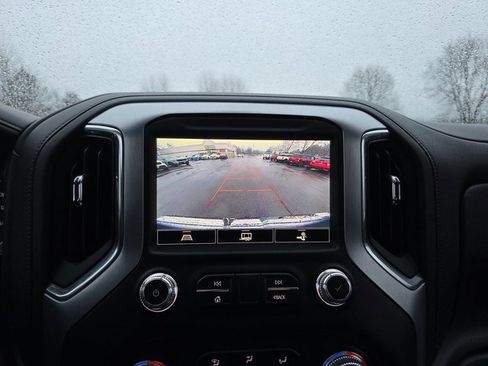 Used 2021 GMC Sierra 1500 SLT image 28