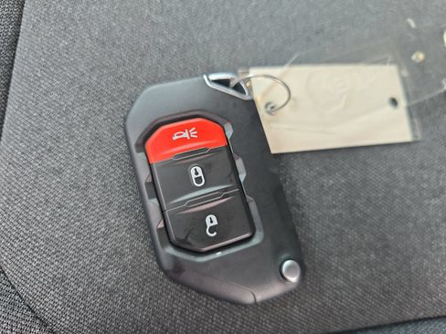 Used 2026 Jeep Wrangler Unlimited Sport AWD/4WD image 37