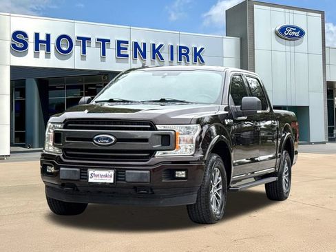 Used 2020 Ford F150 XLT w/ Equipment Group 302A Luxury AWD/4WD image 3