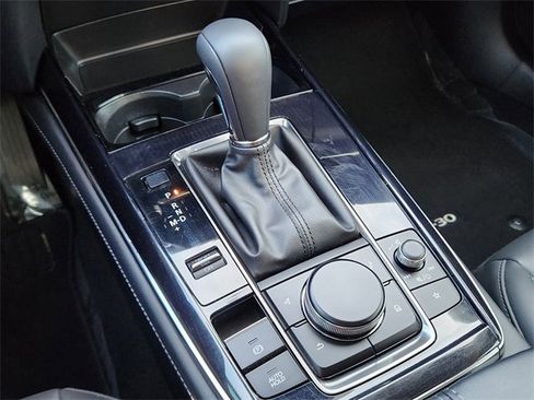 Certified 2024 MAZDA CX-30 AWD 2.5 S w/ Preferred Package image 22