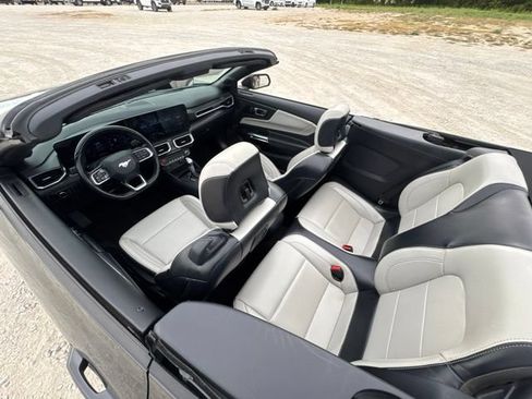 Used 2024 Ford Mustang Premium RWD image 10