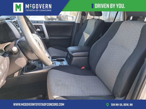 Used 2015 Toyota 4Runner SR5 image 10