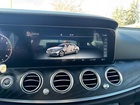 Used 2020 Mercedes-Benz E 350 4MATIC Sedan image 30