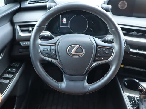 Used 2022 Lexus UX 250h w/ Accessory Package (Z2) AWD/4WD image 6