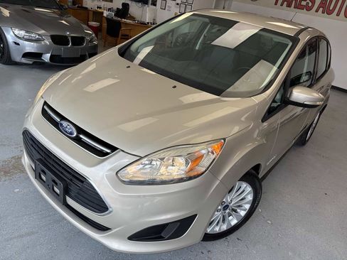Used 2017 Ford C-MAX SE image 9
