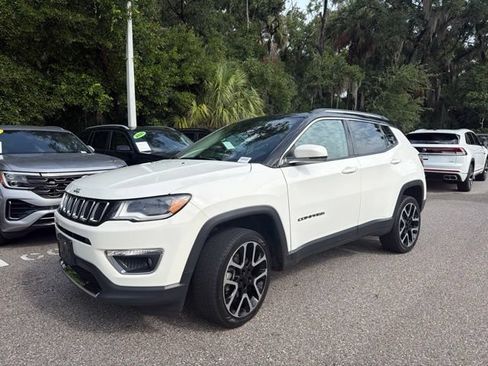 Used 2018 Jeep Compass Limited w/ Navigation Group AWD/4WD image 1