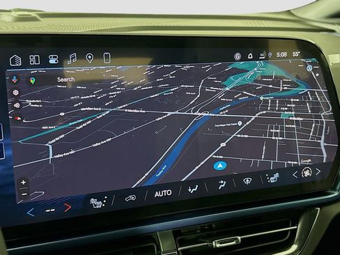 New 2026 Chevrolet Equinox EV LT image 13