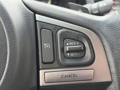 Used 2016 Subaru Crosstrek 2.0i Premium image 18