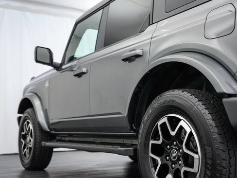 Used 2024 Ford Bronco Outer Banks AWD/4WD image 32
