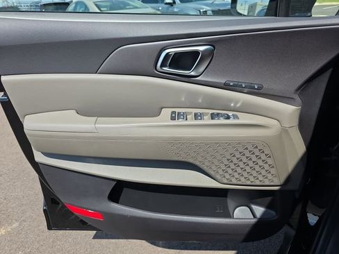 New 2026 Kia Carnival SX FWD image 9