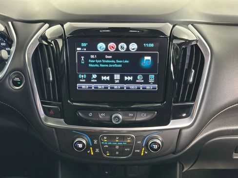 Used 2018 Chevrolet Traverse LT FWD image 34