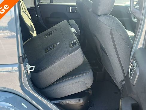 Used 2025 Jeep Wrangler Unlimited Sahara w/ Safety Group image 31