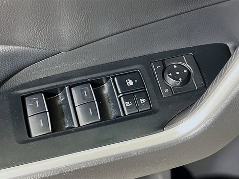 Certified 2025 Toyota RAV4 XLE image 17