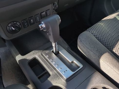 Used 2018 Nissan Frontier SV w/ Value Truck Package image 21