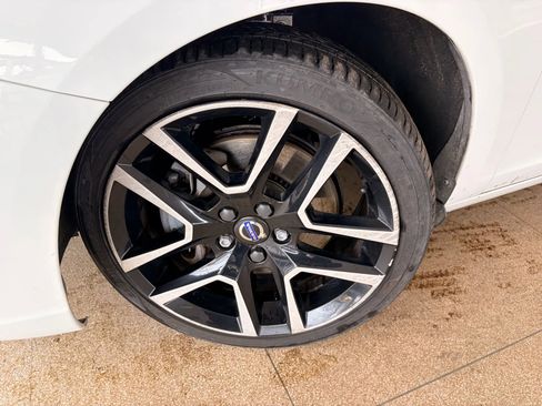 Used 2017 Volvo S60 T5 Dynamic w/ Vision Package image 47