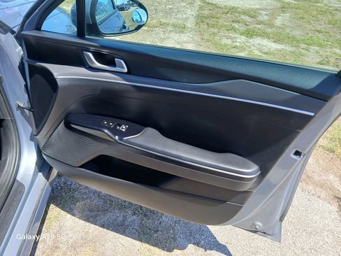 Used 2021 Kia K5 LX FWD image 16