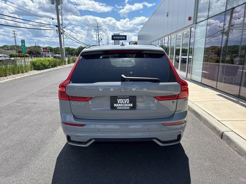 Used 2025 Volvo XC60 B5 Plus AWD/4WD image 4