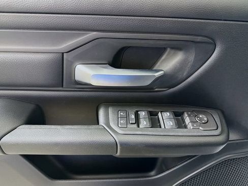 New 2026 RAM 1500 Express AWD/4WD image 17