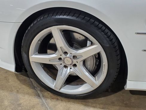 Used 2015 Mercedes-Benz SL 400 image 35