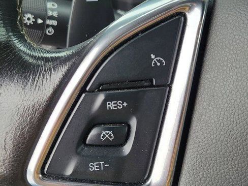 Used 2023 Chevrolet Camaro LT image 16