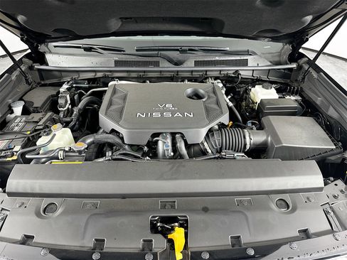 Used 2025 Nissan Armada PRO-4X image 32