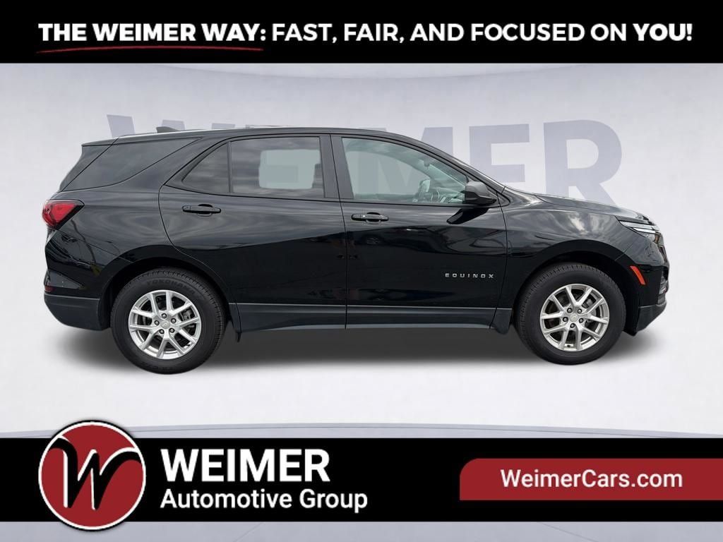 Used 2024 Chevrolet Equinox LS w/ LS Convenience Package AWD/4WD image 4